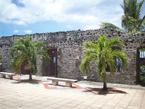 C:\Users\Public\Pictures\Kodak Pictures\April 2010\100_2102.jpg