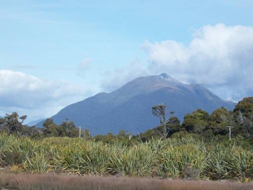 C:\Documents and Settings\Genie\My Documents\My Pictures\south island\south island 083.jpg